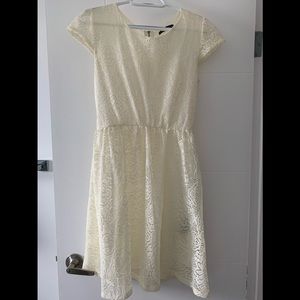 Short sleeve off white dress